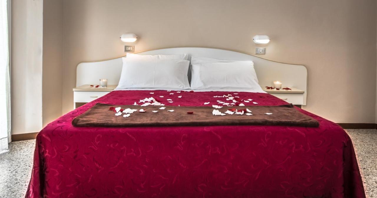Hotel London Κατόλικα Εξωτερικό φωτογραφία