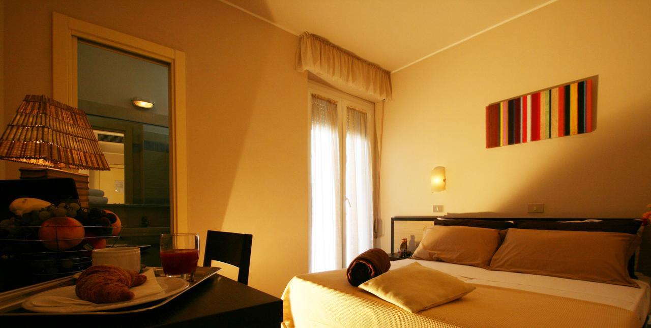 Hotel London Κατόλικα Εξωτερικό φωτογραφία